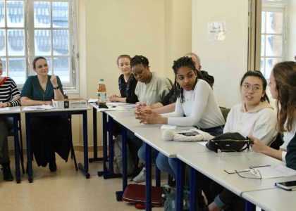 IFSI Pitié-Salpâtrière - Exercice de simulation : briefing des étudiants